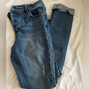 Kittenish skinny jeans